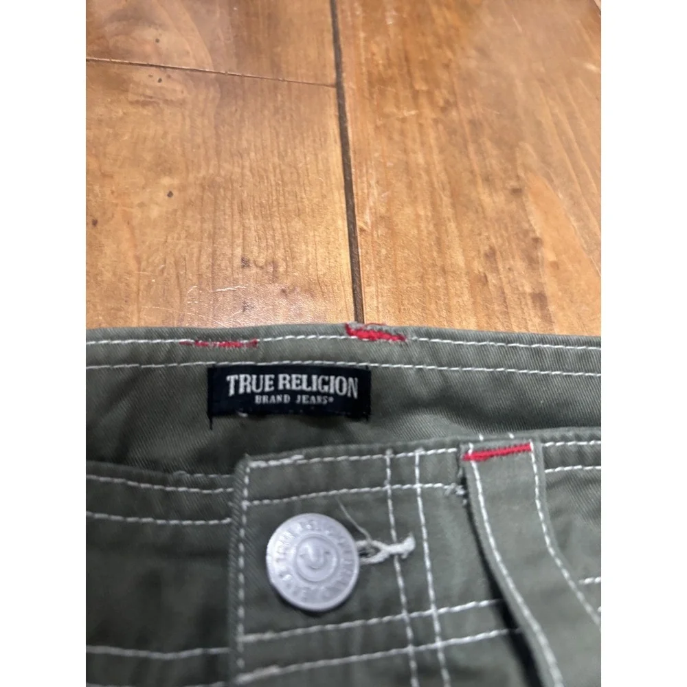 True Religion Men's Cargo Jeans Size 30 Olive Green White Stitch Wide Leg